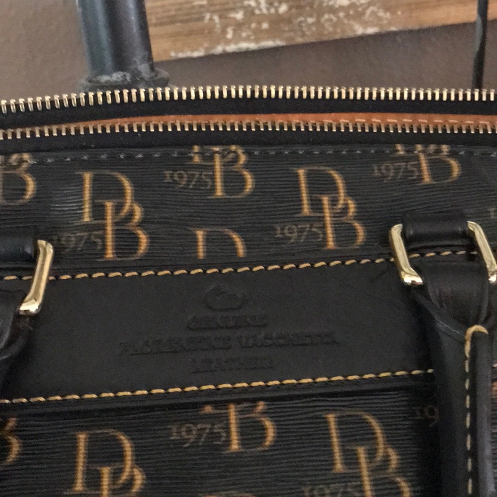 DOONEY & BOURKE crossbody handbag - Picture 3 of 7
